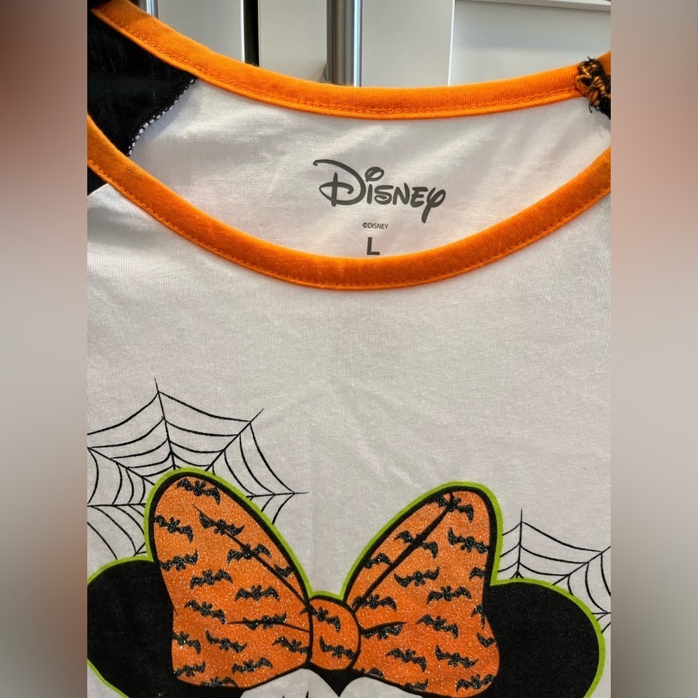 Disney Halloweens 3/4 sleeve t-shirt - Picture 2 of 5